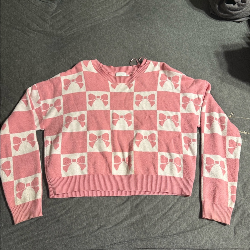 Chic Pink and White Bow Sweater